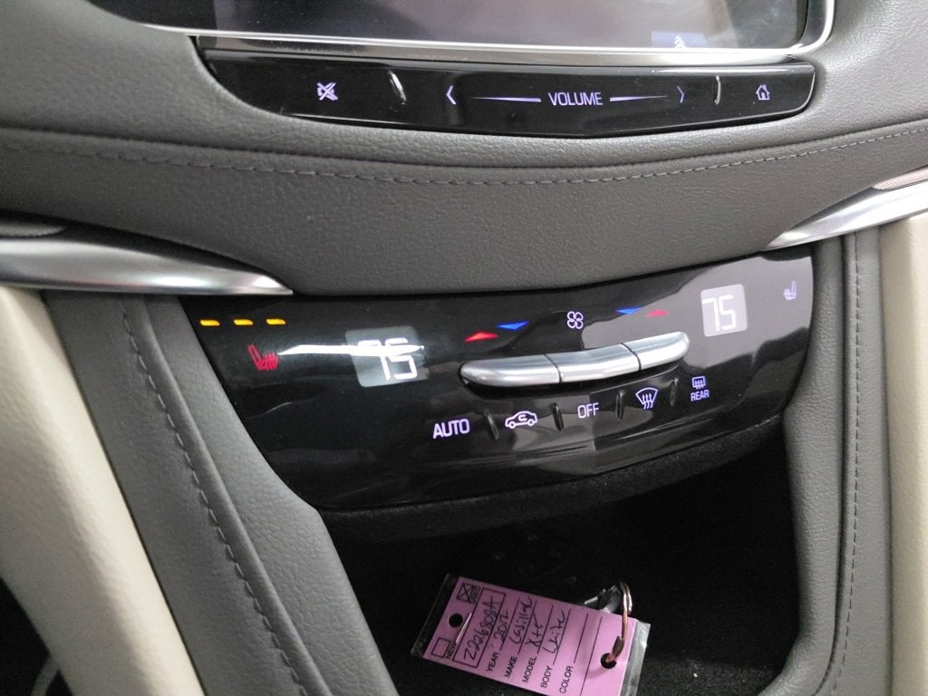 2017 Cadillac XT5 Luxury AWD