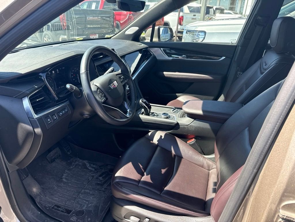 2023 Cadillac XT6 Premium Luxury