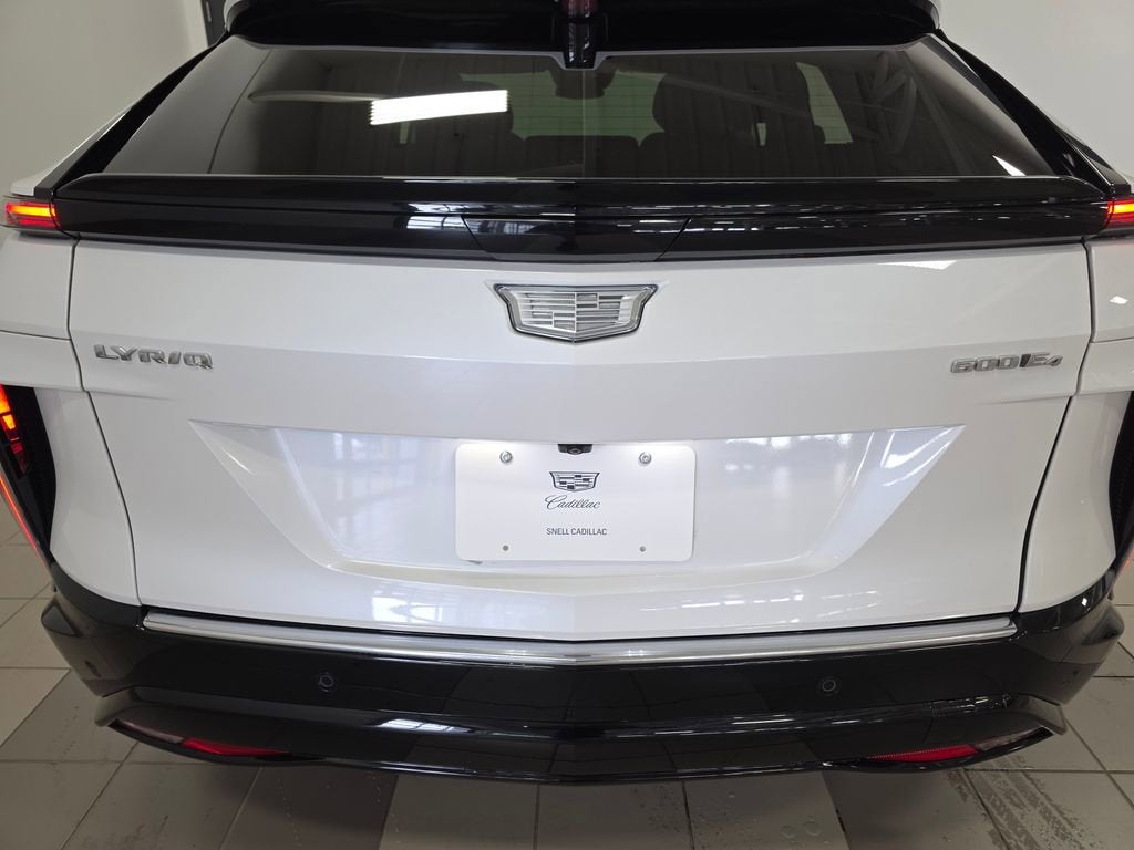 2024 Cadillac LYRIQ Tech