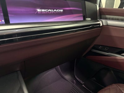 2025 Cadillac Escalade Premium Luxury