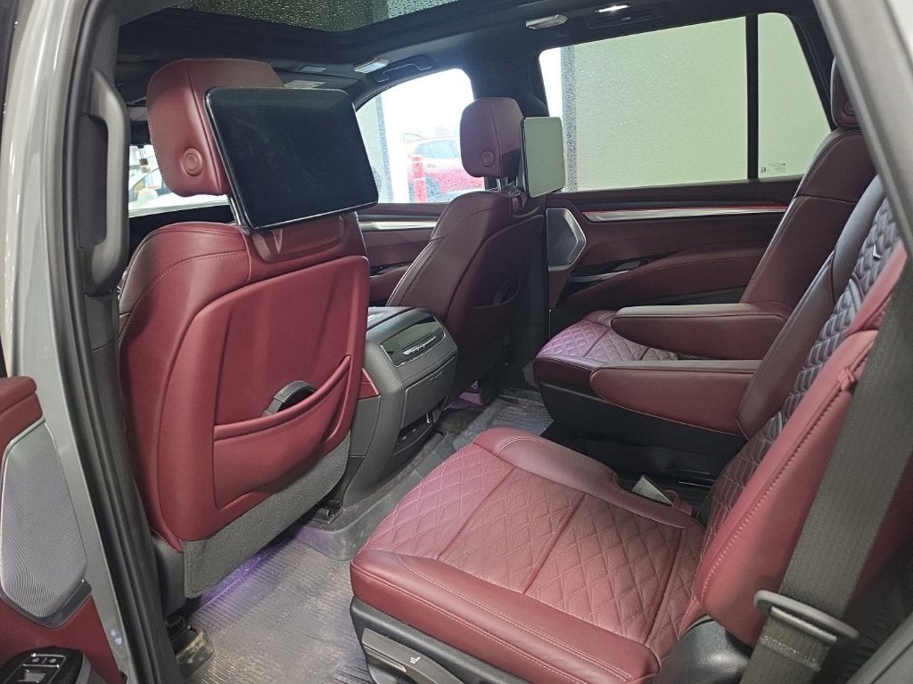 2025 Cadillac Escalade Premium Luxury