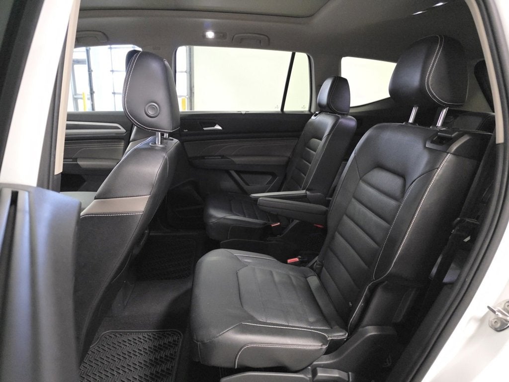 2022 Volkswagen Atlas 3.6L V6 SEL Premium R-Line