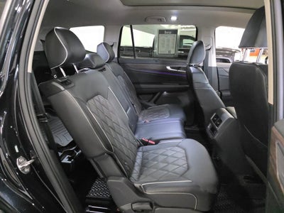 2024 Volkswagen Atlas 2.0T SEL Premium R-Line