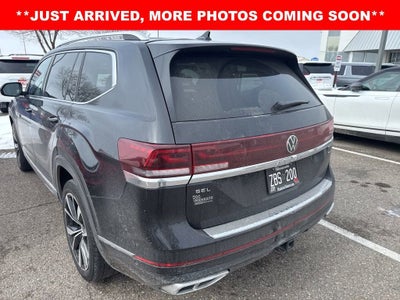 2024 Volkswagen Atlas 2.0T SEL Premium R-Line
