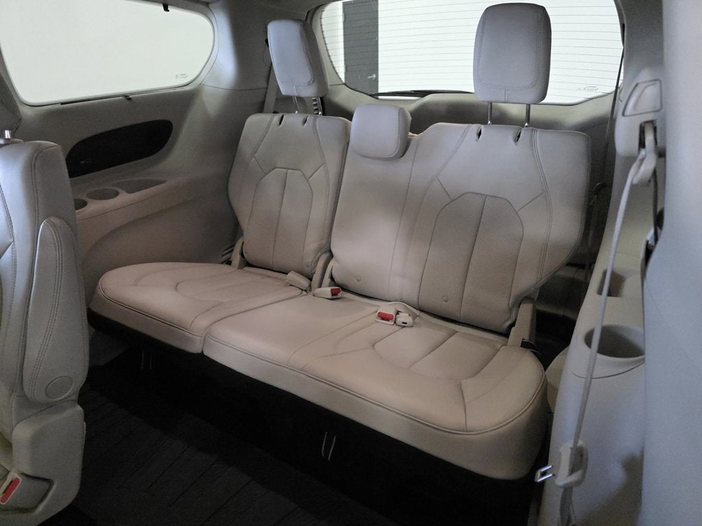 2020 Chrysler Pacifica Touring L Plus