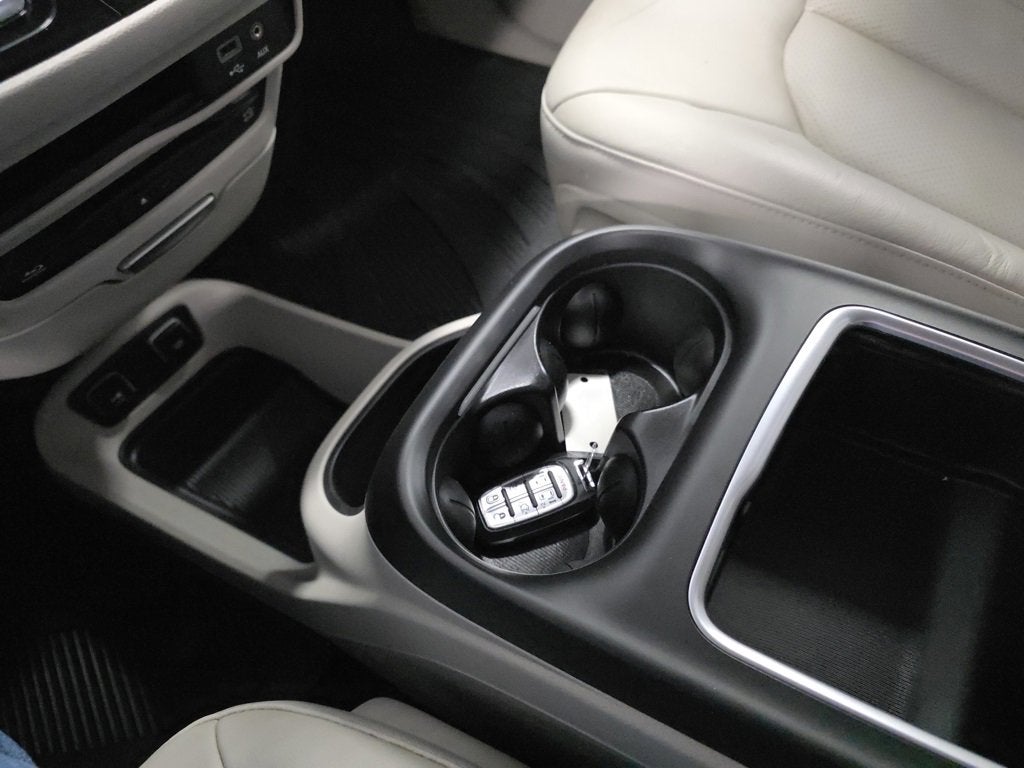 2020 Chrysler Pacifica Touring L Plus