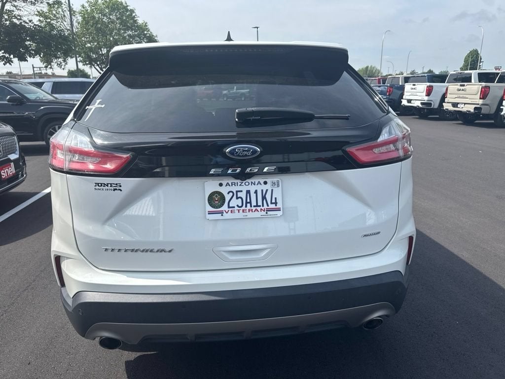 2022 Ford Edge Titanium