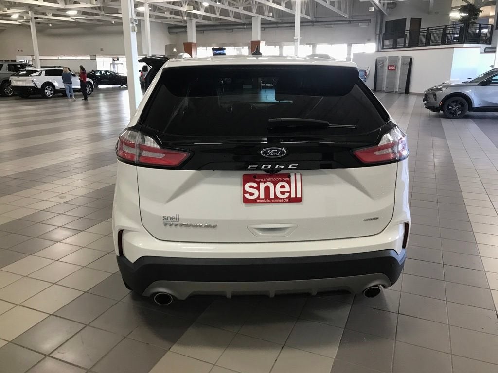2022 Ford Edge Titanium