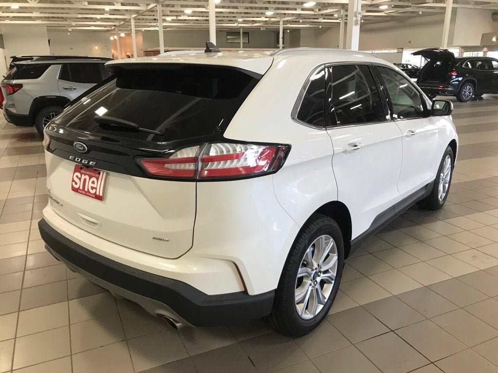2022 Ford Edge Titanium