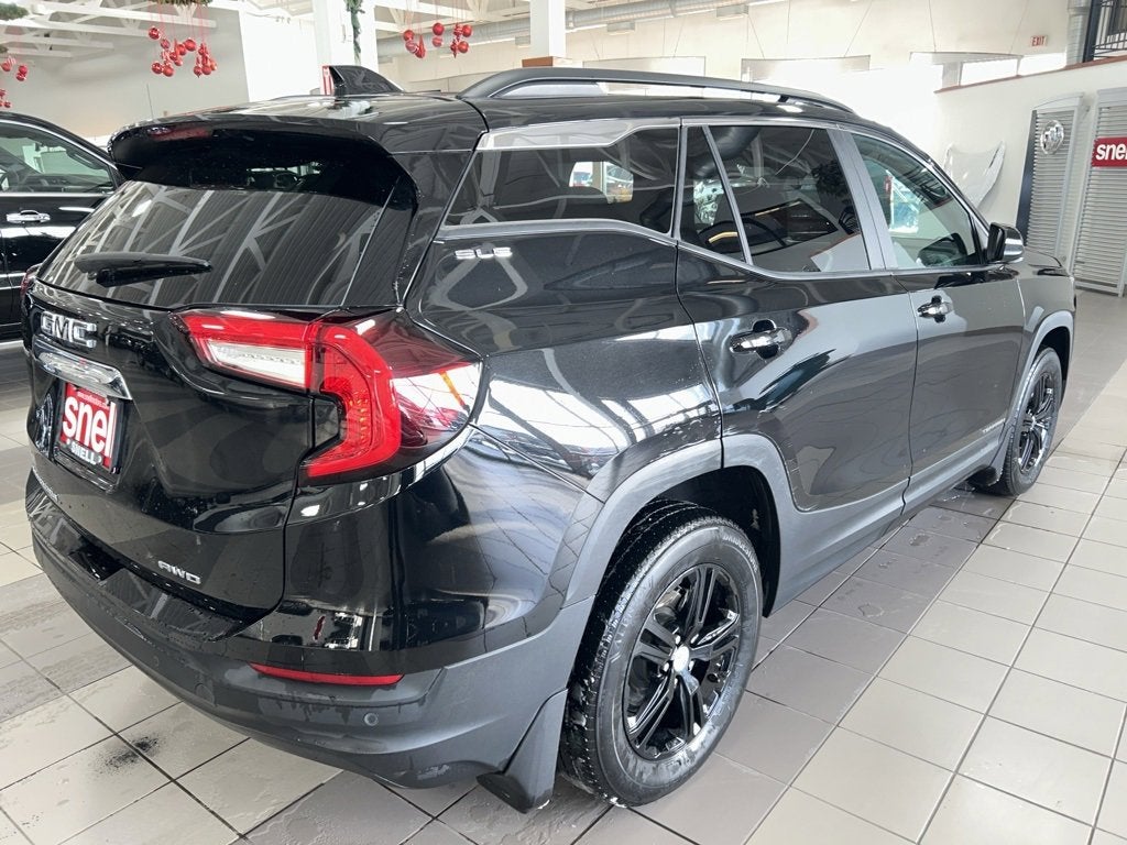 2022 GMC Terrain SLE