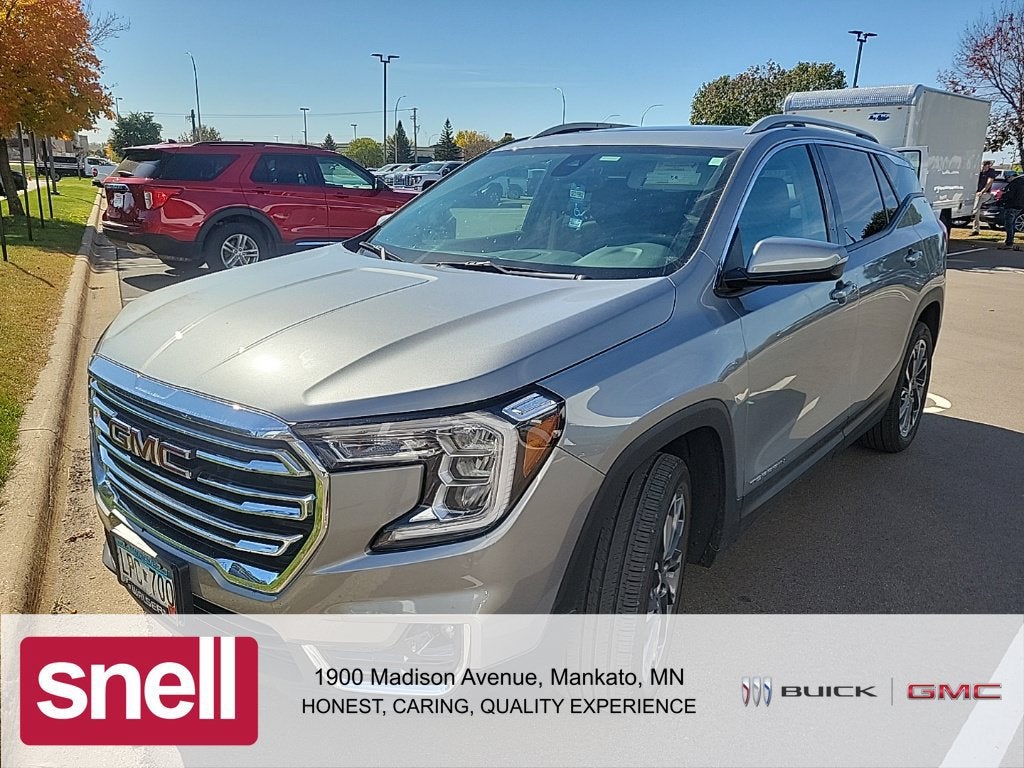 2023 GMC Terrain SLT