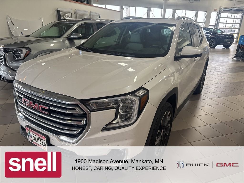 2022 GMC Terrain SLT