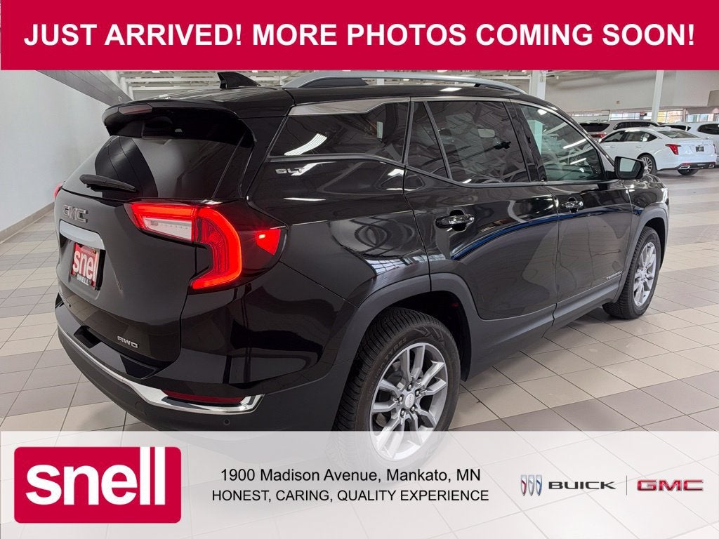 2022 GMC Terrain SLT