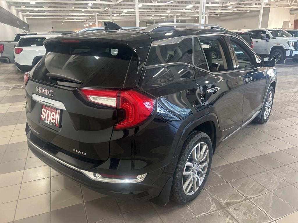 2023 GMC Terrain Denali