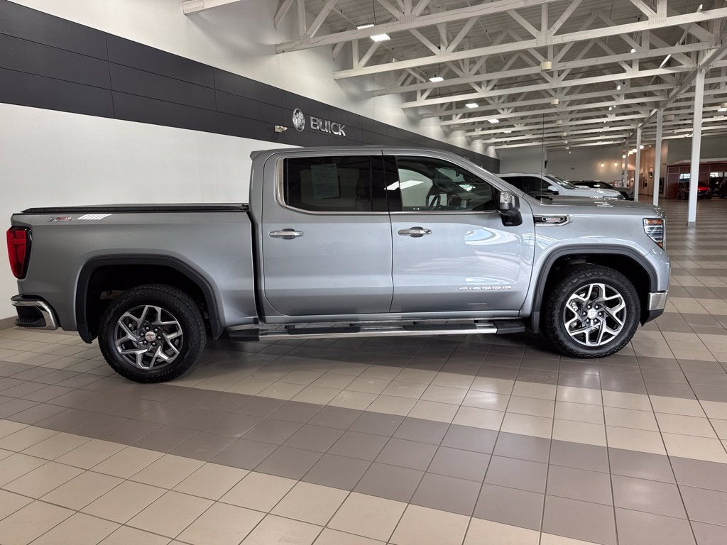 2023 GMC Sierra 1500 SLT
