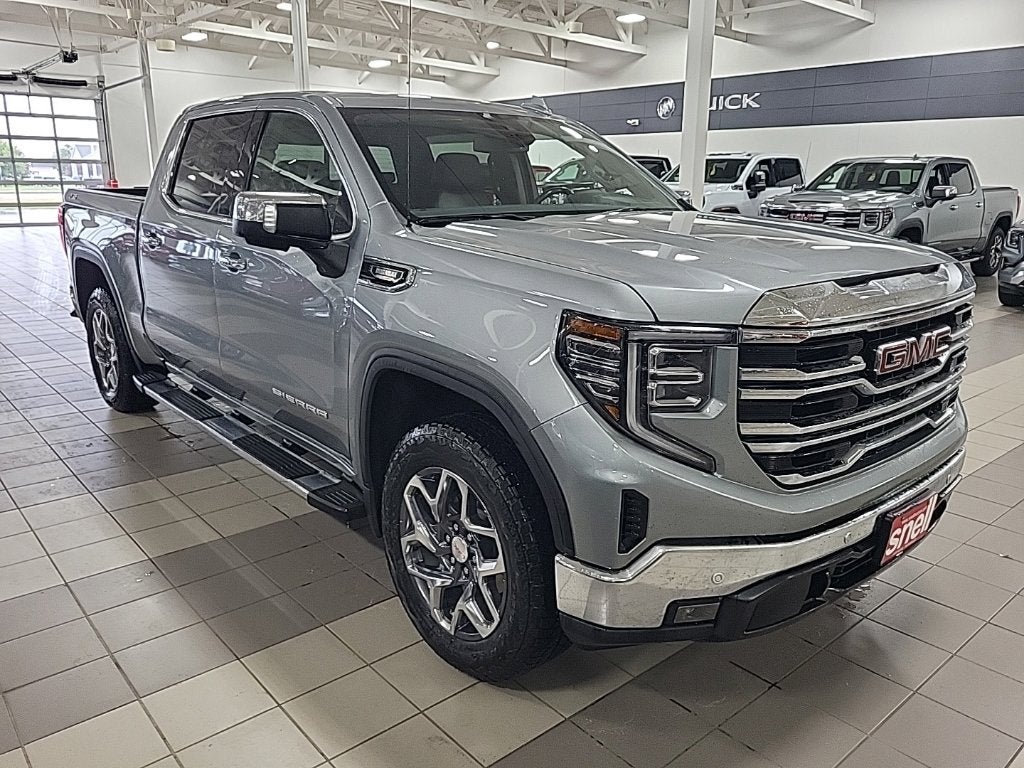 2025 GMC Sierra 1500 SLT