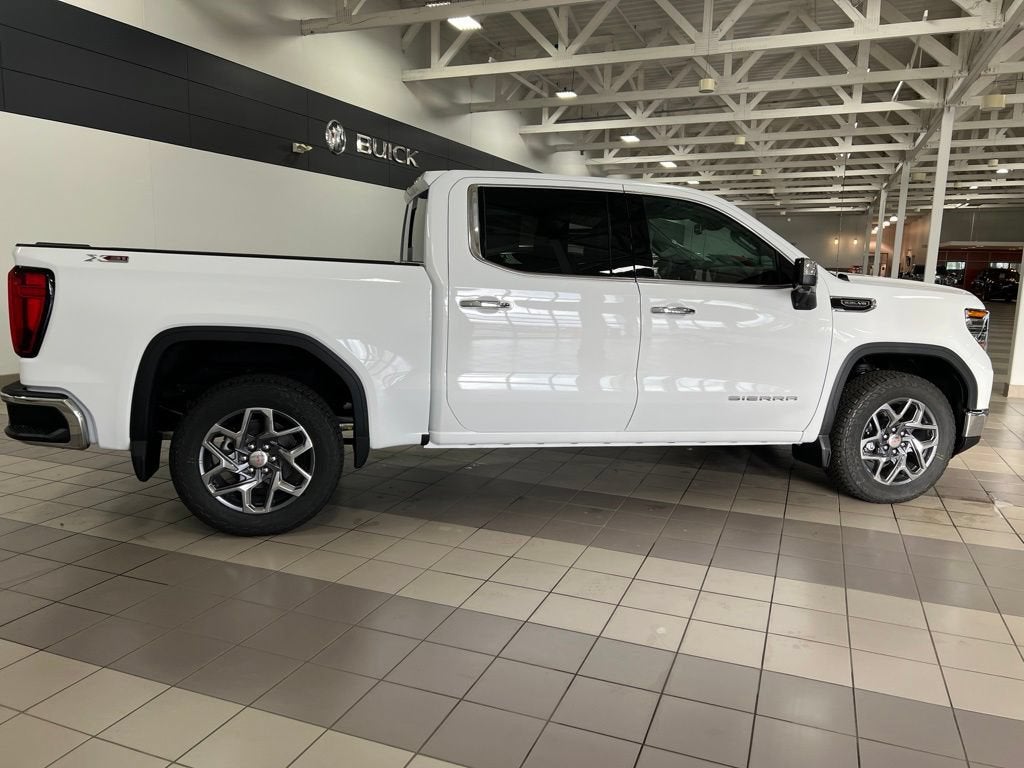 2026 GMC Sierra 1500 SLT - Photo 8