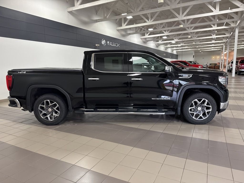 2022 GMC Sierra 1500 SLT