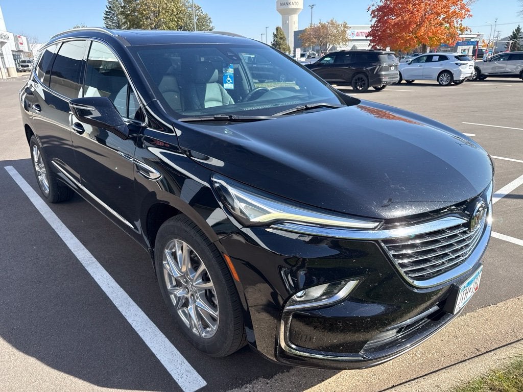 2023 Buick Enclave Premium