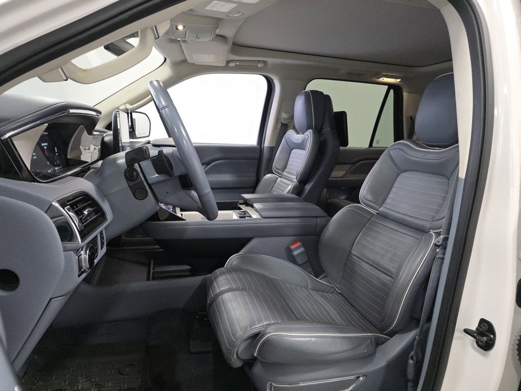 2019 Lincoln Navigator L Black Label