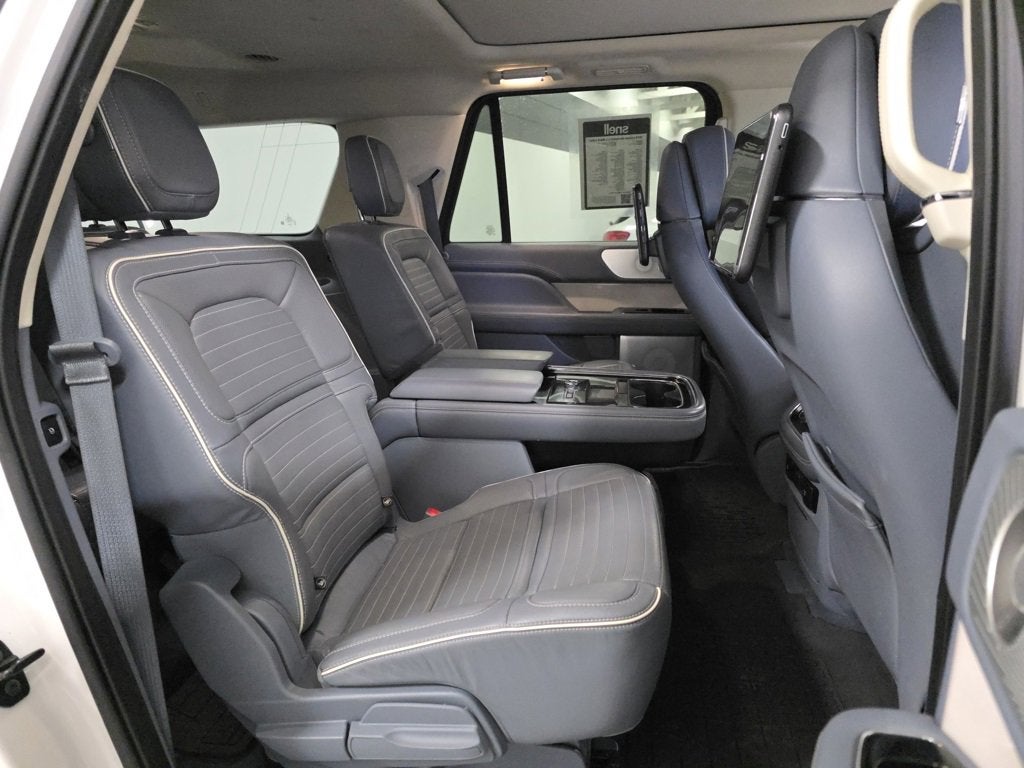 2019 Lincoln Navigator L Black Label