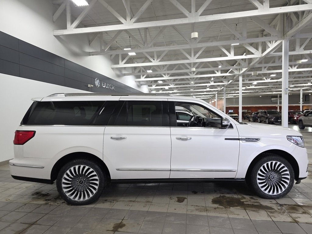 2019 Lincoln Navigator L Black Label