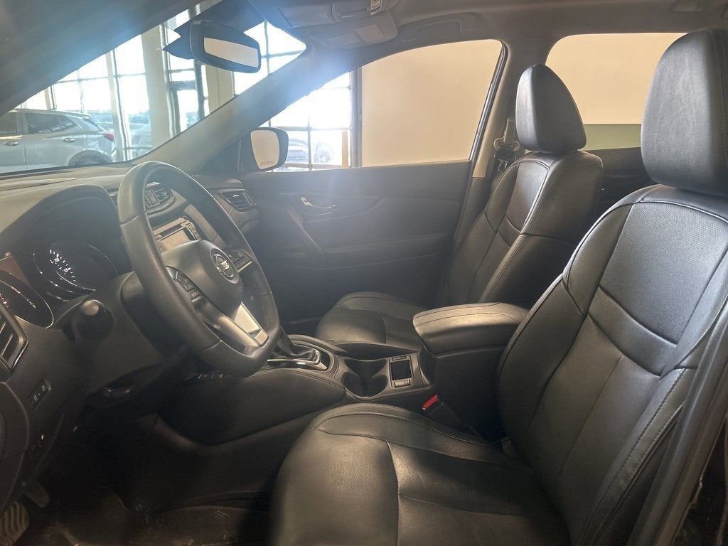 2020 Nissan Rogue SL