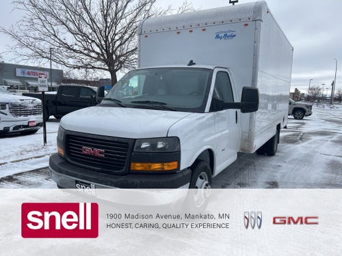 2025 GMC Savana Cutaway 3500 1WT