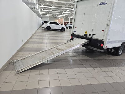 2025 GMC Savana Cutaway 3500 1WT