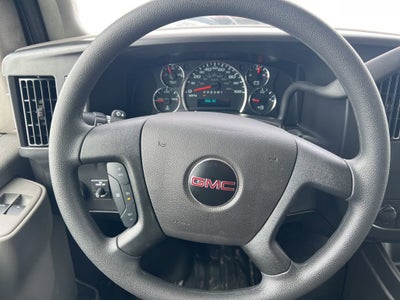 2025 GMC Savana Cutaway 3500 1WT