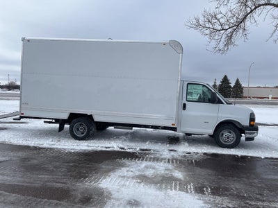 2025 GMC Savana Cutaway 3500 1WT