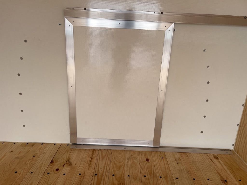 2025 GMC Savana Cutaway 3500 1WT