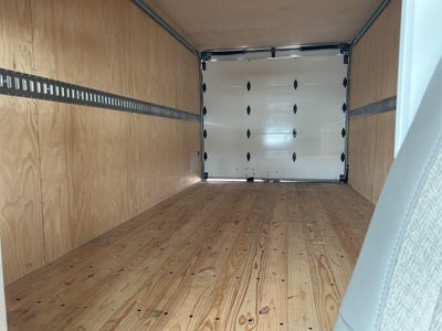 2025 GMC Savana Cutaway 3500 1WT