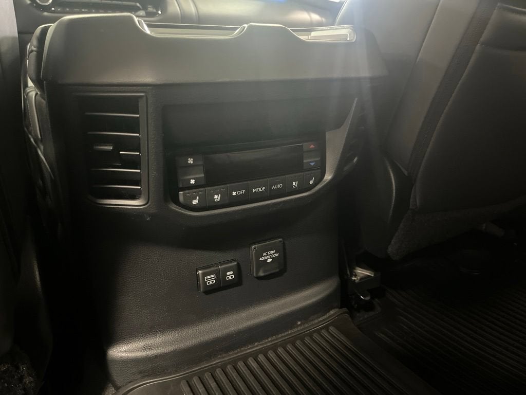 2024 Toyota Sequoia SR5