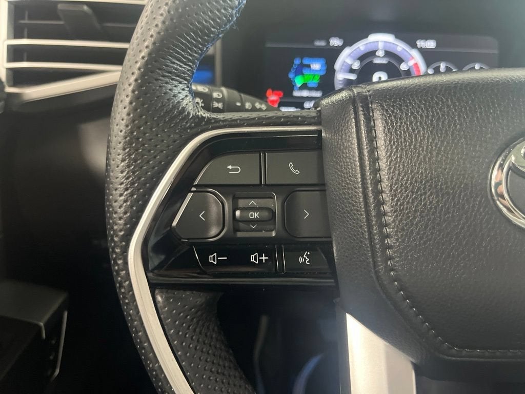 2024 Toyota Sequoia SR5