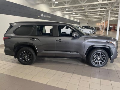 2024 Toyota Sequoia SR5