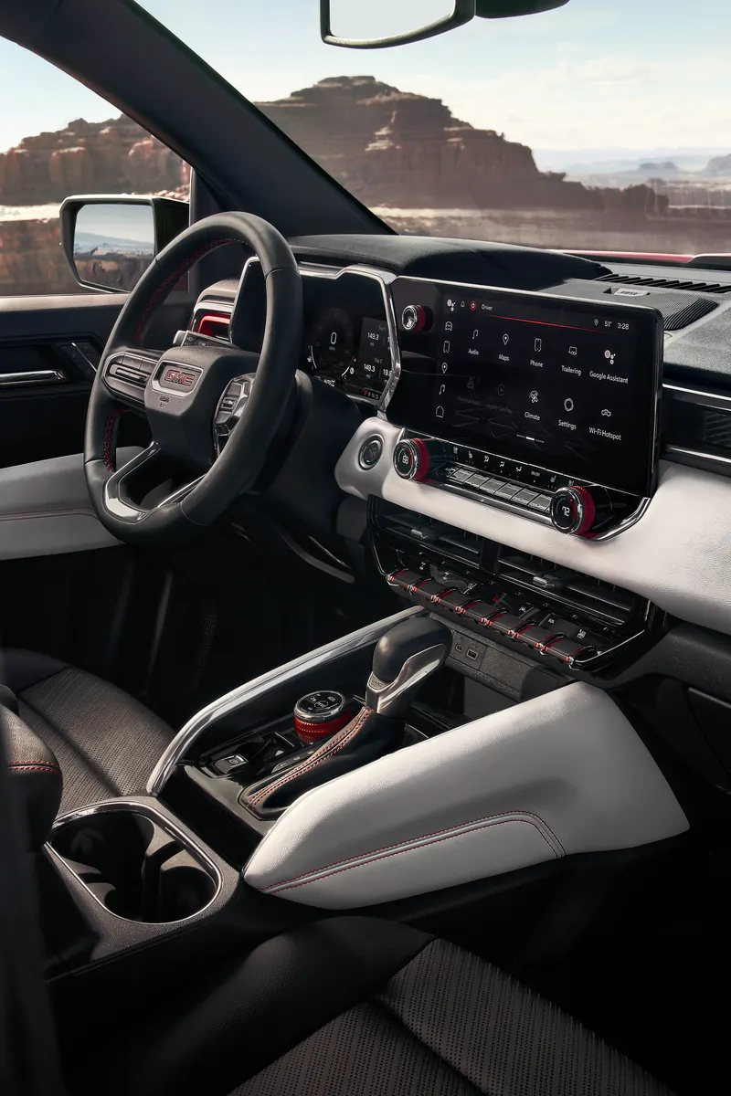 2026 GMC Canyon infotainment system at Snell Buick GMC in Mankato MN