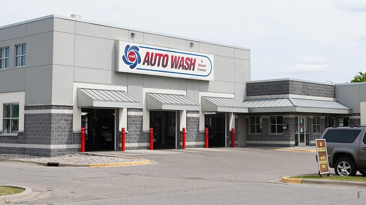 Snell Buick GMC in Mankato MN