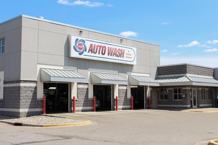 Snell Buick GMC in Mankato MN